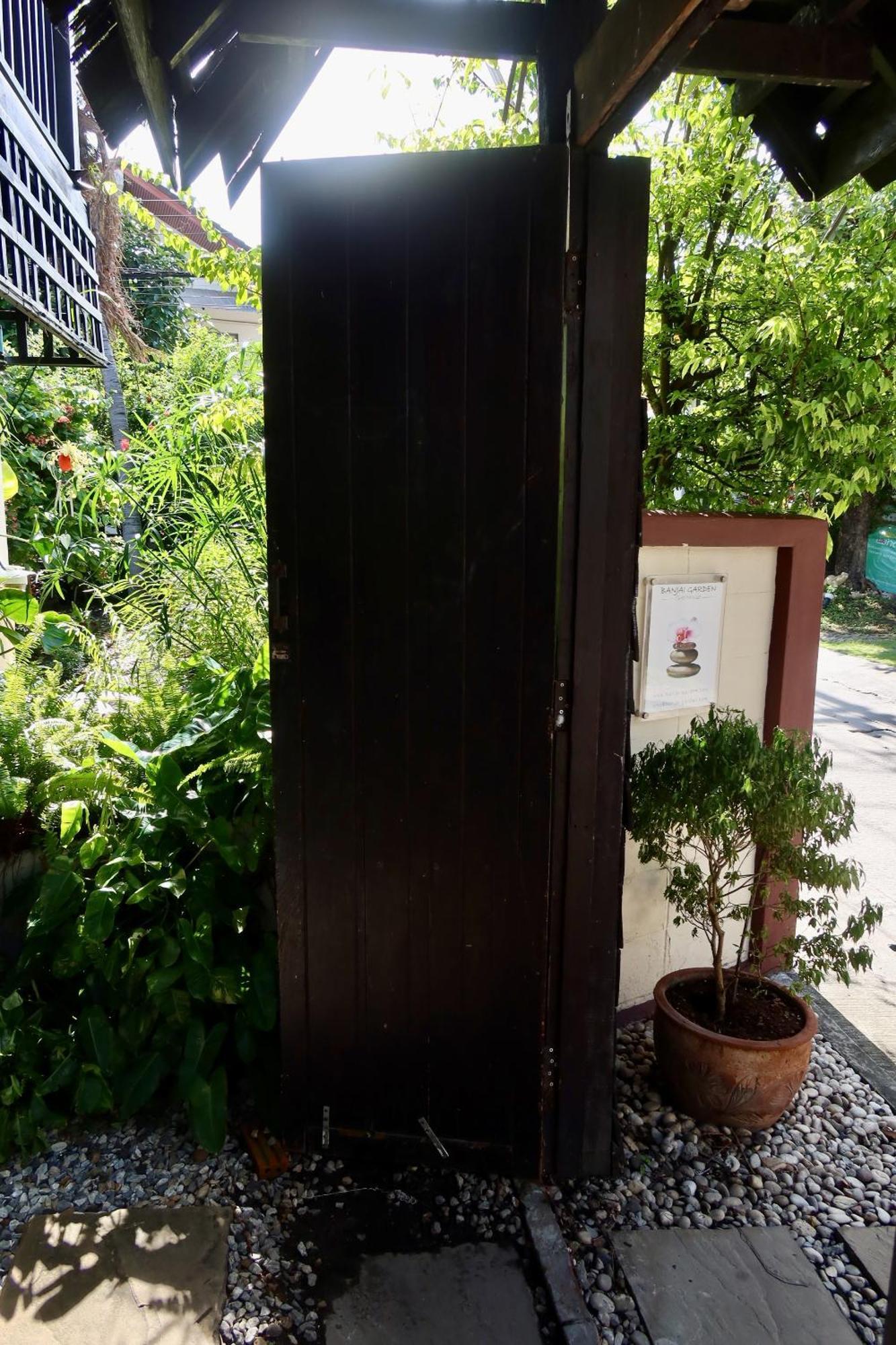 Banjai Garden Guesthouse Chiang Mai Exterior photo